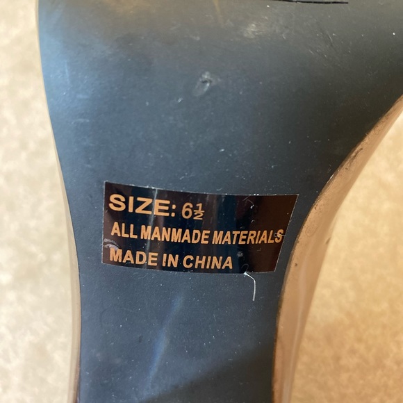 Qupid smoky-clear zip up booties size 6.5 - Picture 8 of 8